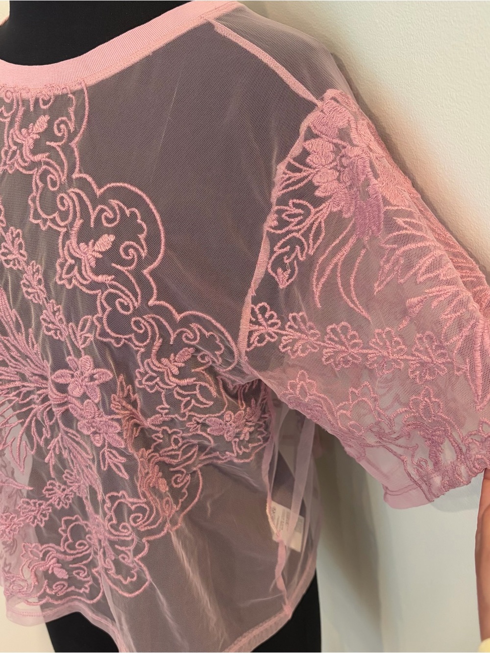 By Anthropologie Short-Sleeve Embroidered Mesh Blouse Top Sheer medium - Picture 7 of 12
